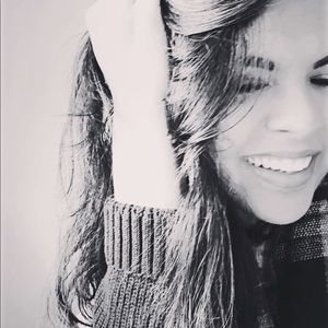 Meet your Posher, Varsha